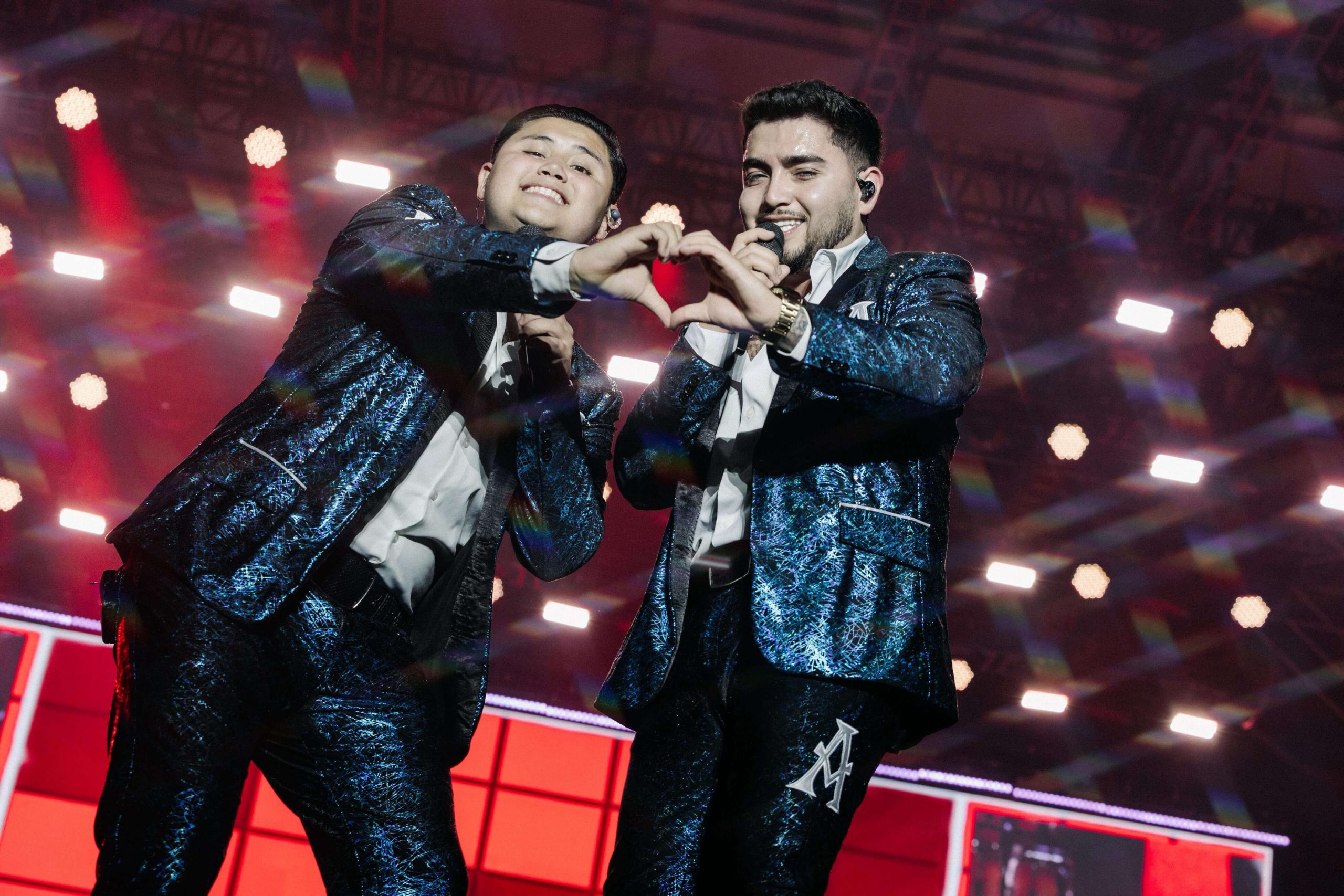 Memorable noche sin límites con La Arrolladora en la Fenapo 2025
