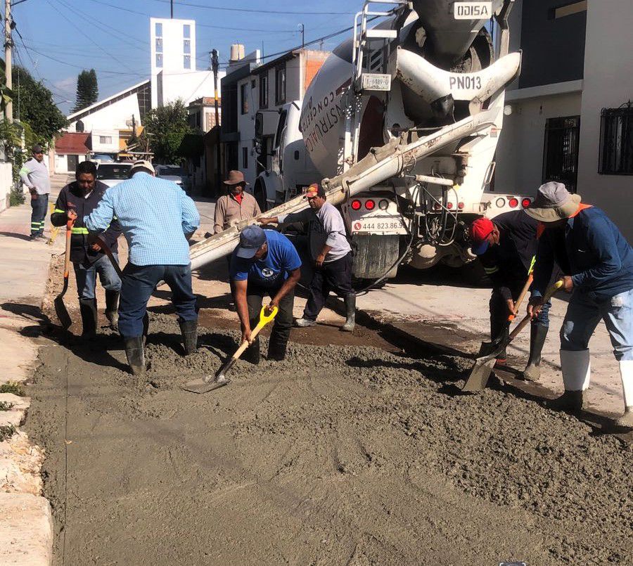 Por Buen Camino y bacheo emergente atienden reportes en 11 colonias de San Luis Potosí