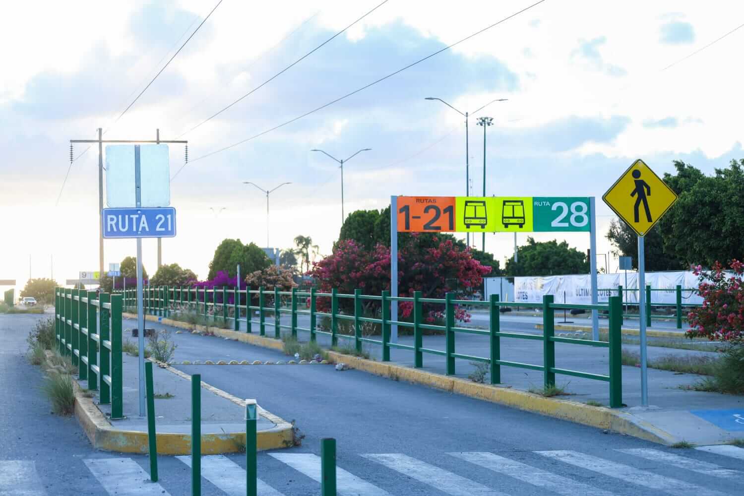 Qué rutas de transporte te llevan a la FENAPO 2025