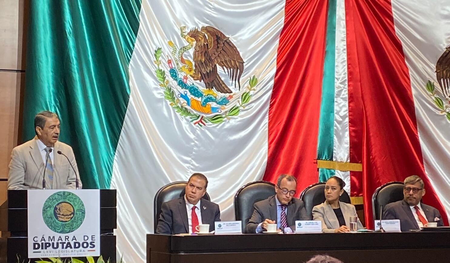 Rector de la UASLP defiende ante diputados federales la inversión en educación superior como base para el desarrollo del paísRector de la UASLP defiende ante diputados federales la inversión en educación superior como base para el desarrollo del país