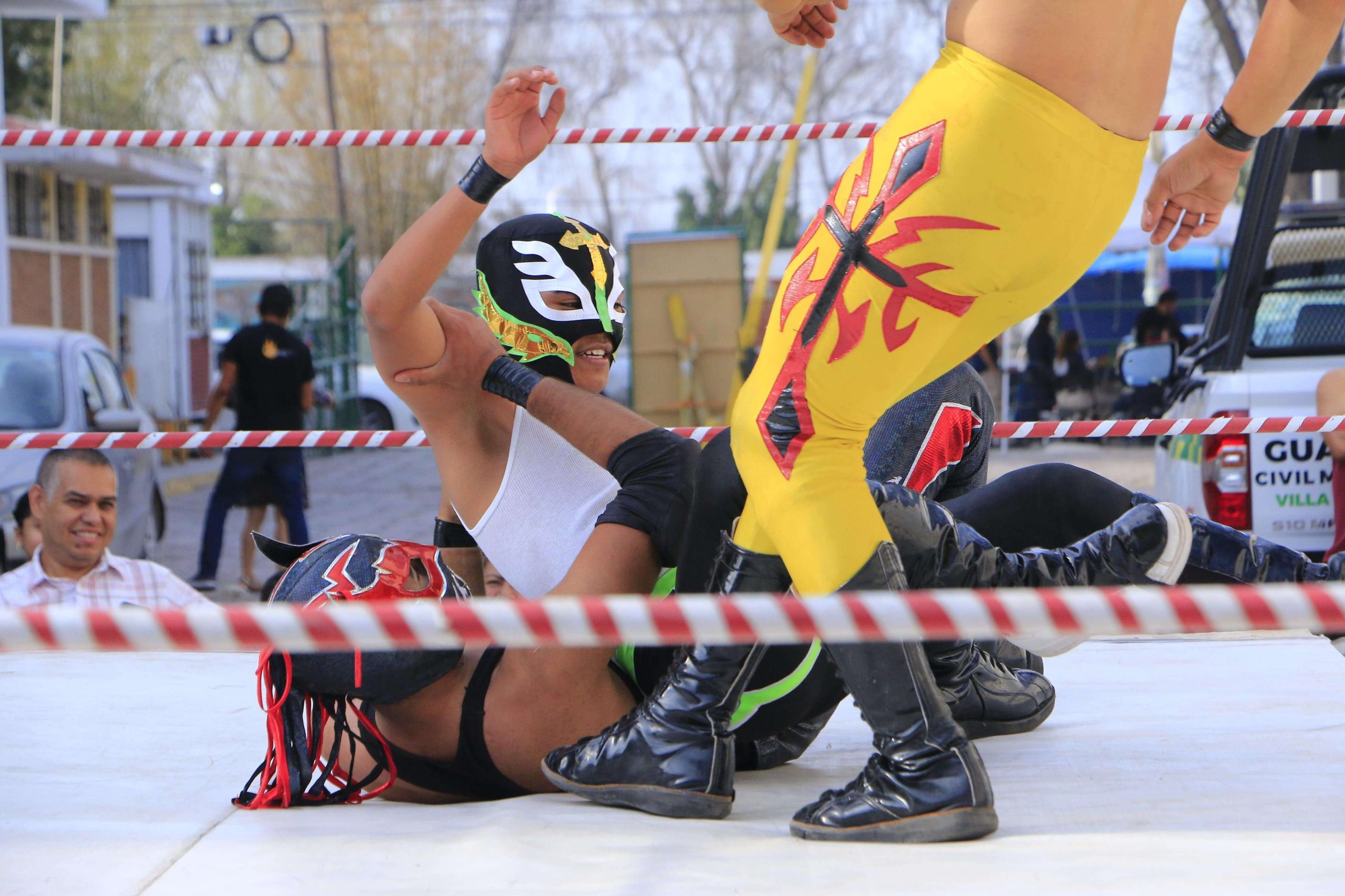 Villa de Pozos invita a función de lucha libre