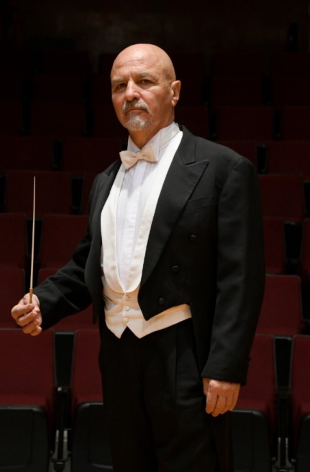 Enrique Barrios González, nuevo director de la Orquesta Sinfónica De San Luis Potosí