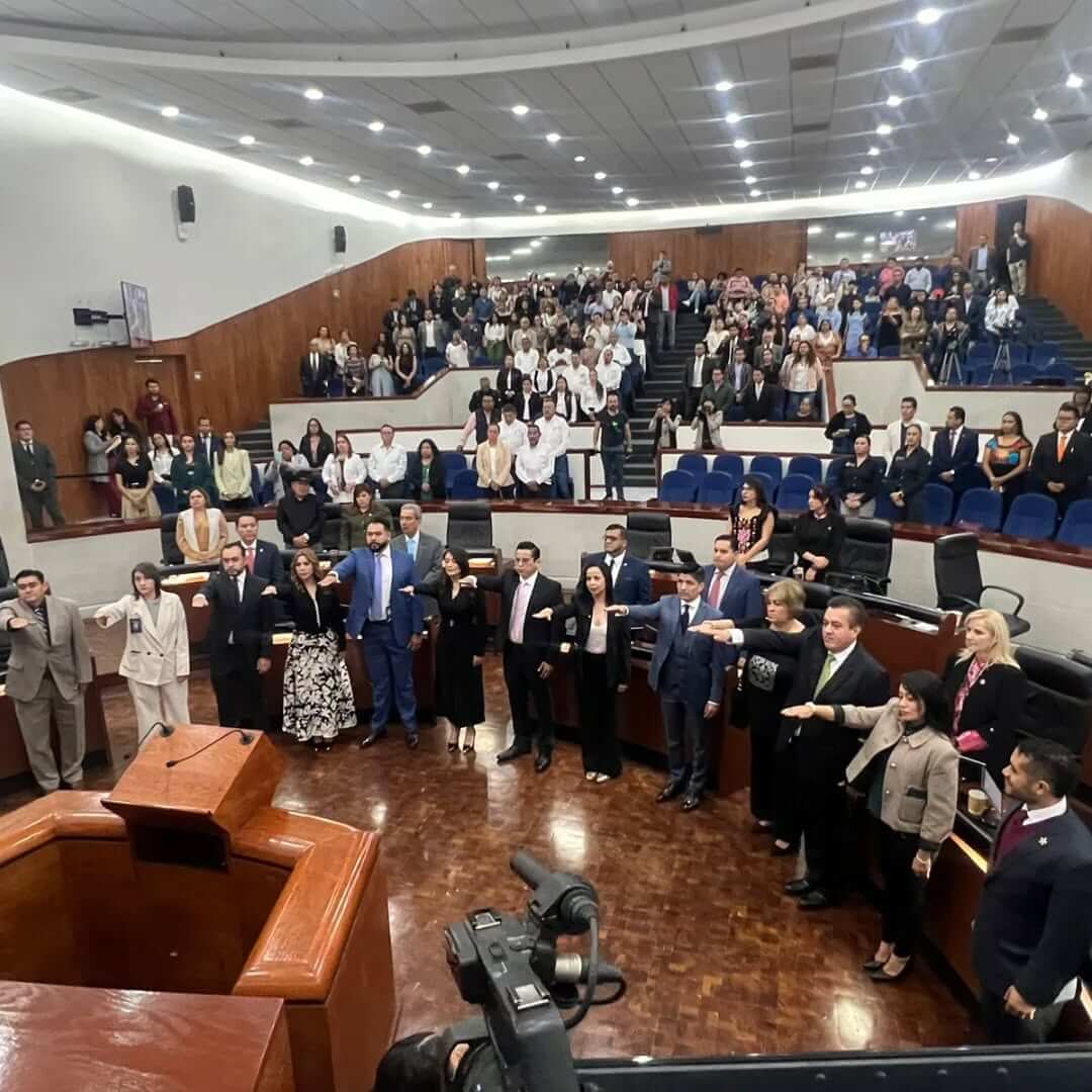 Entre retrasos, inconformidades y ausencias arrancó el nuevo ciclo en el Congreso y el Poder Judicial