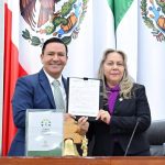 Gobierno estatal entrega cuarto informe de resultados al Congreso