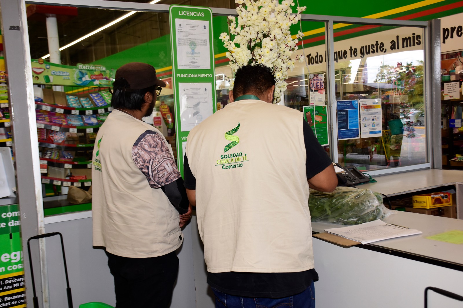 Ayuntamiento de Soledad avanza en la regulación de establecimientos comerciales