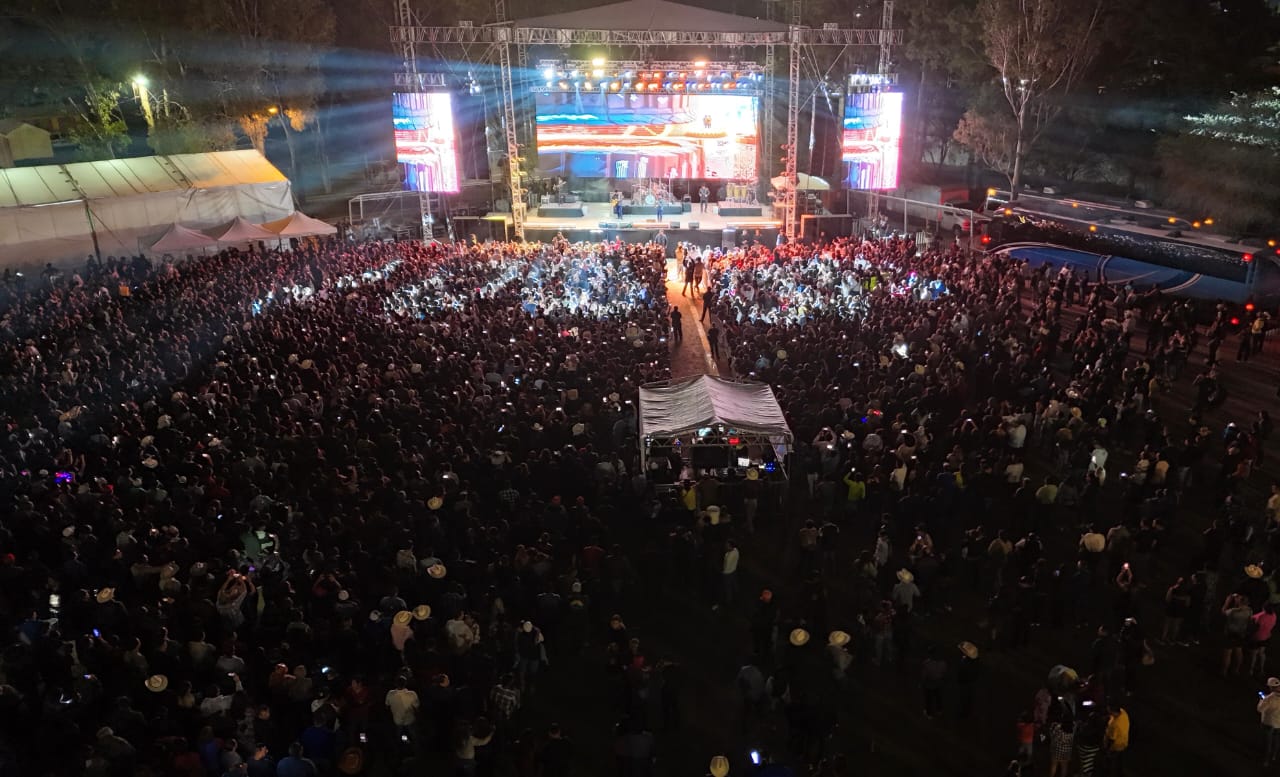 “La FEREPO 2025 abre sus puertas con música, tradición y alegría en Villa de Pozos”