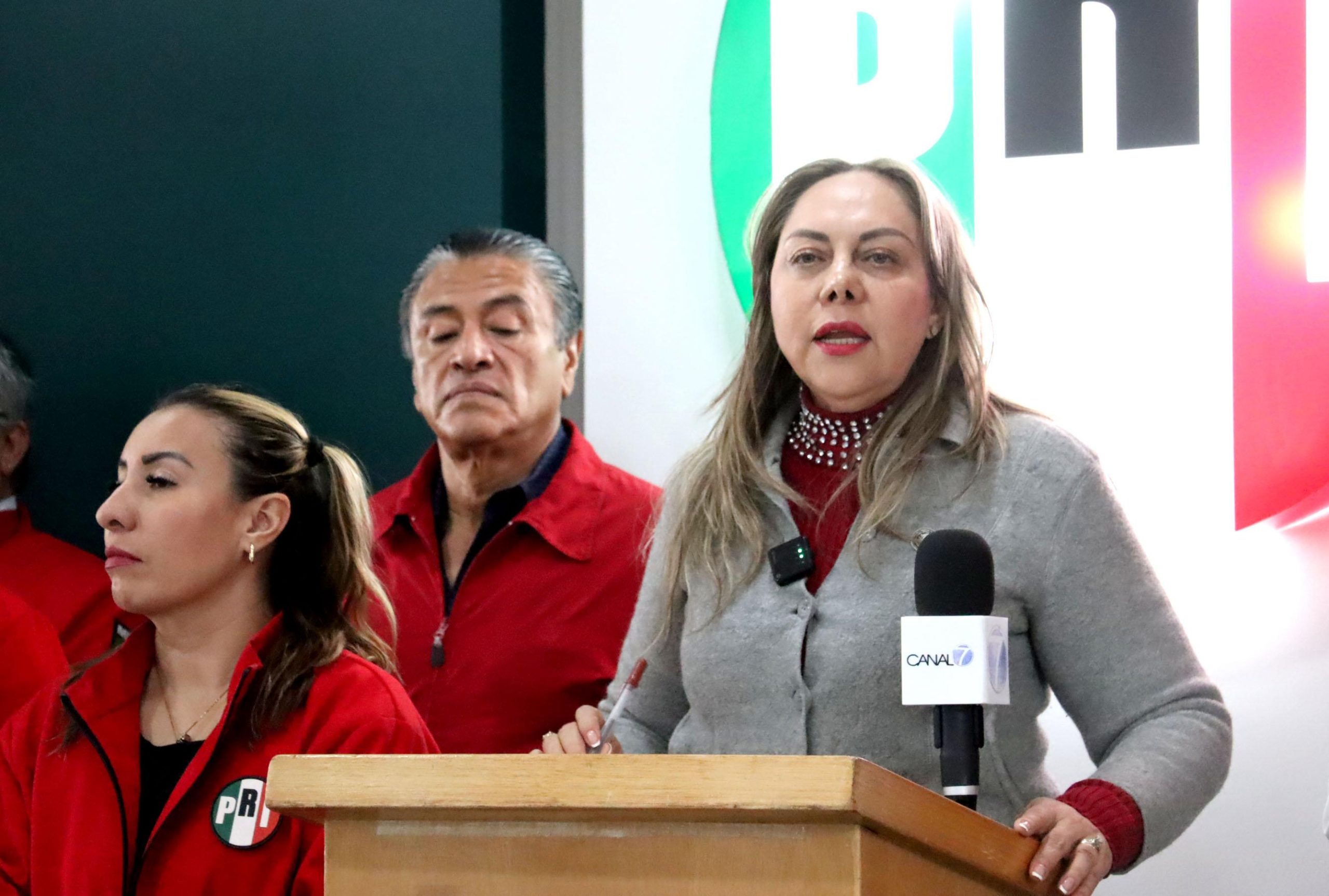 Los Gobiernos de Morena han duplicado la deuda del país
