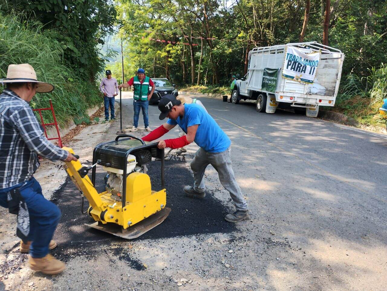 Movilidad sin límites con conservación de caminos en Tamazunchale