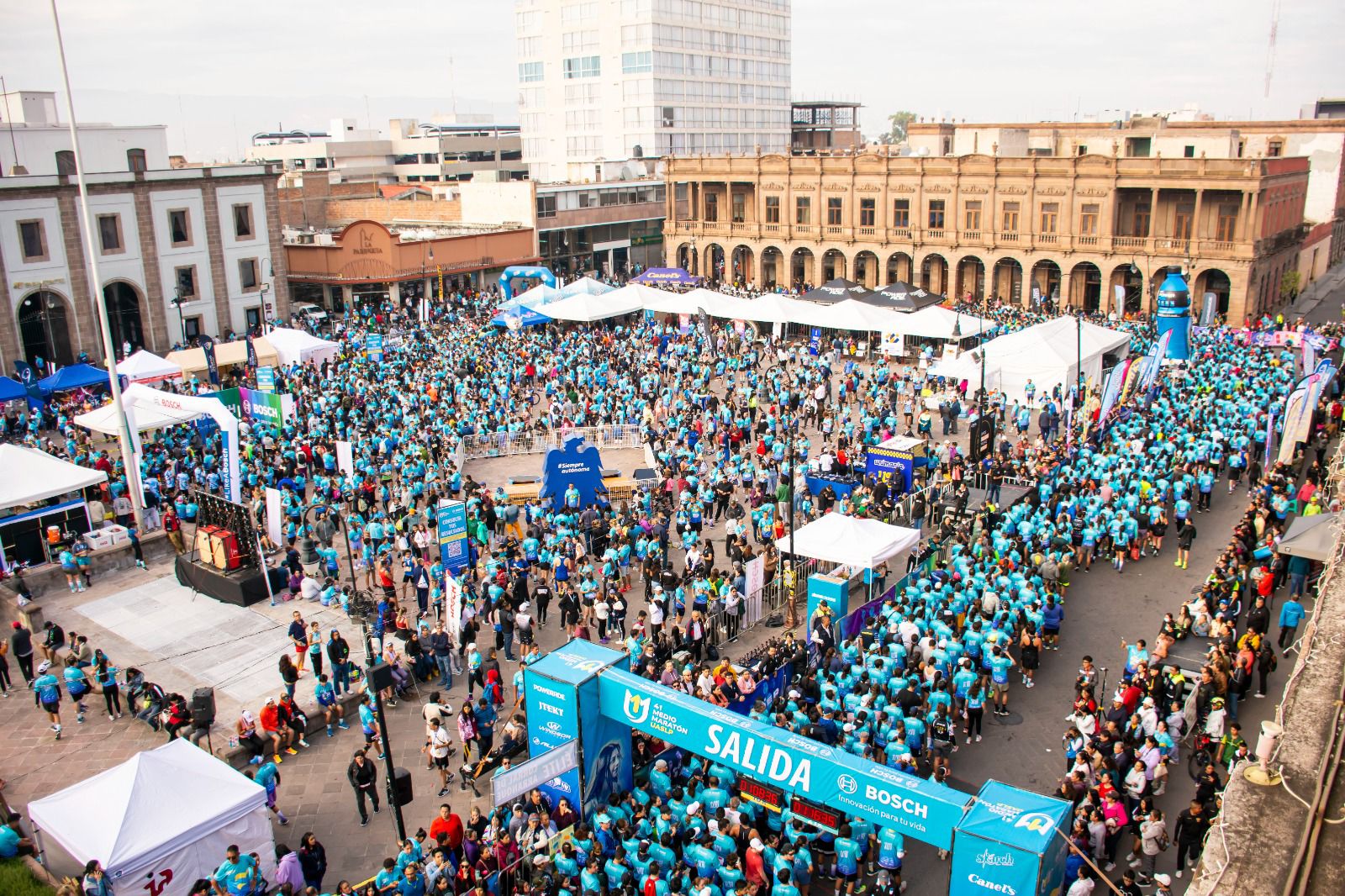 Medio Maratón UASLP 2025, una fiesta universitaria que trasciende el deporte
