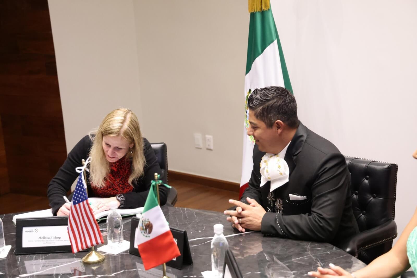 Ricardo Gallardo fortalece lazos internacionales y oportunidades para el estado