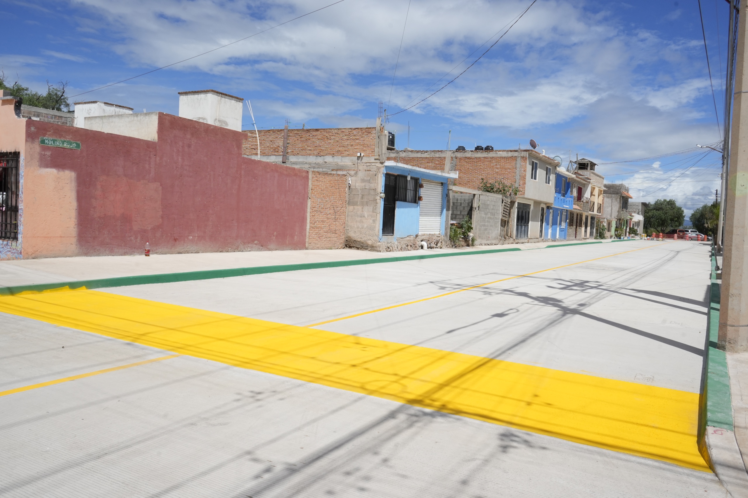 Villa de Pozos entrega calle molino rojo tras años de espera