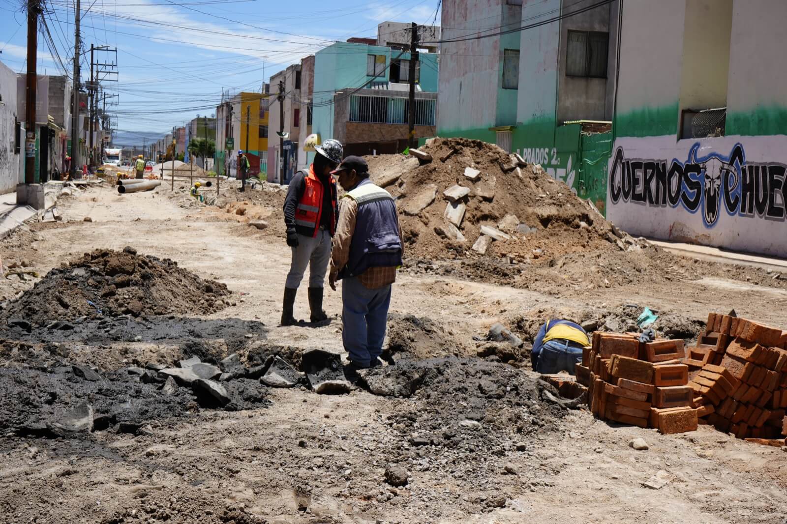 Calle 70 en Villa De Pozos presenta cerca de 85 por ciento de avance