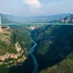 <strong></noscript></noscript>China rompe récord mundial con el puente más alto del planeta</strong>