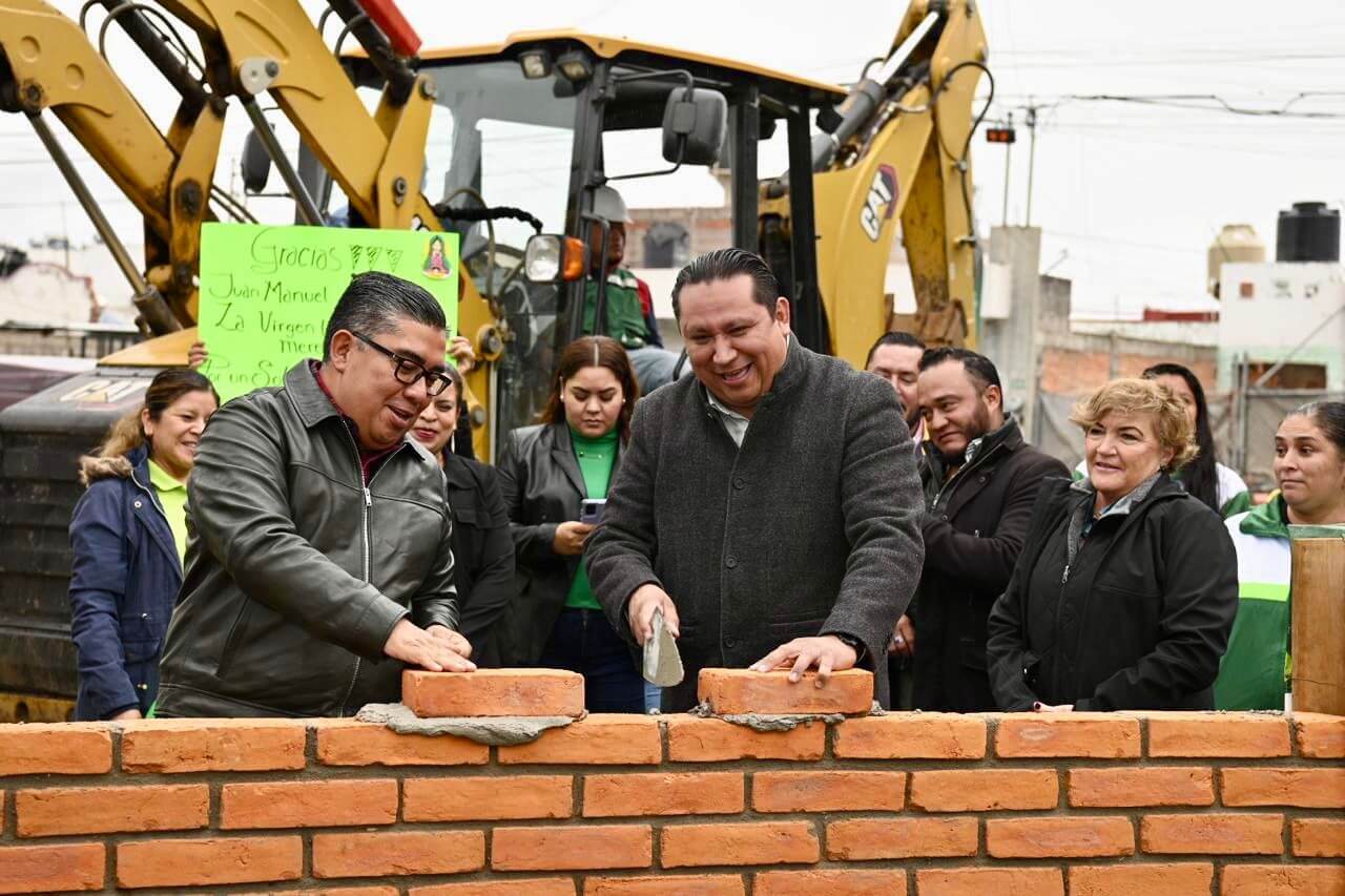Juan Manuel Navarro Muñiz arranca construcción de parque urbano en el fraccionamiento La Virgen