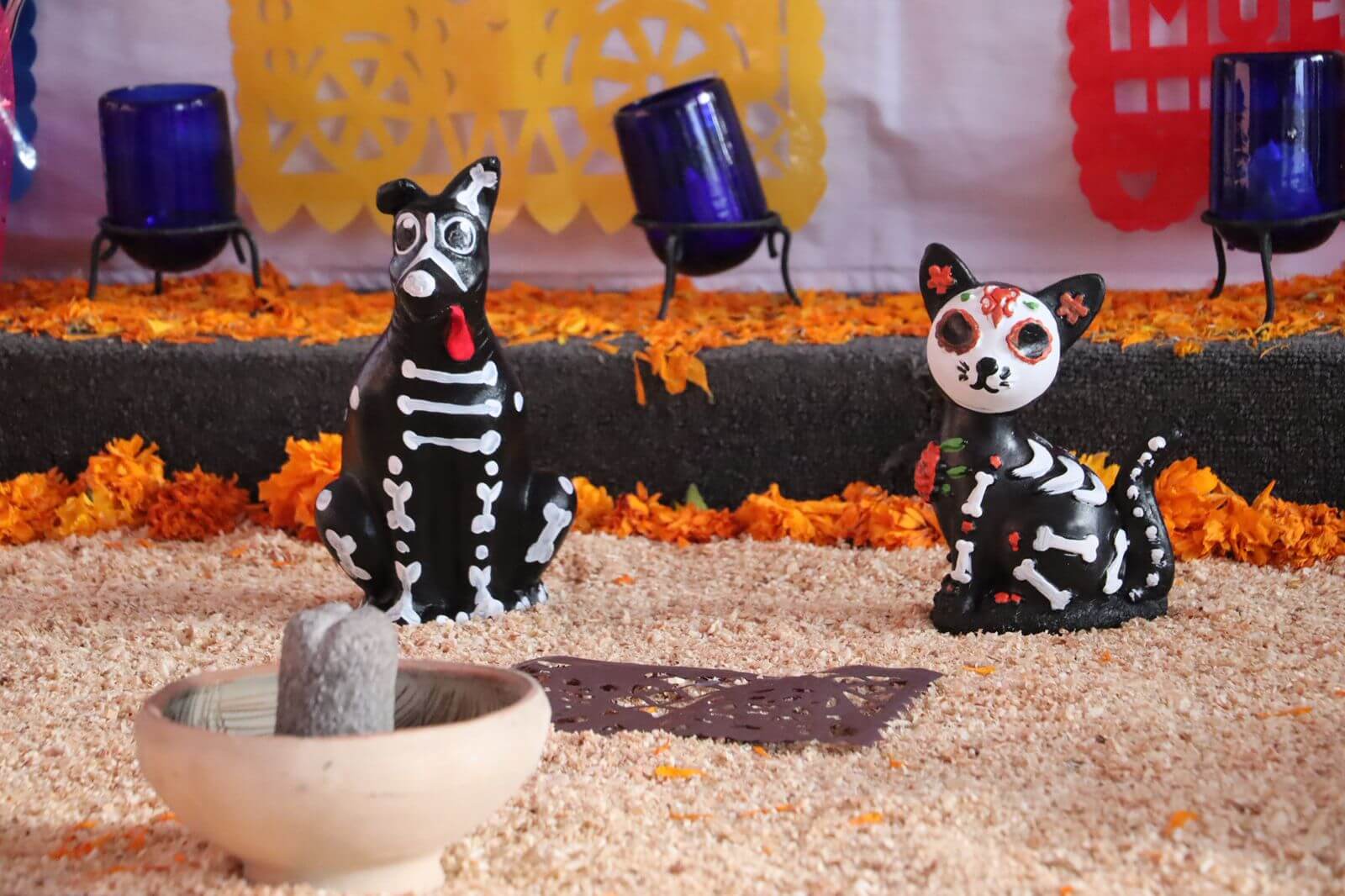 PRI realiza altar de muertos en honor a Socorro Blanc