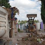Refuerza Villa de Pozos operativo de limpieza en panteones y espacios públicos por día de muertos