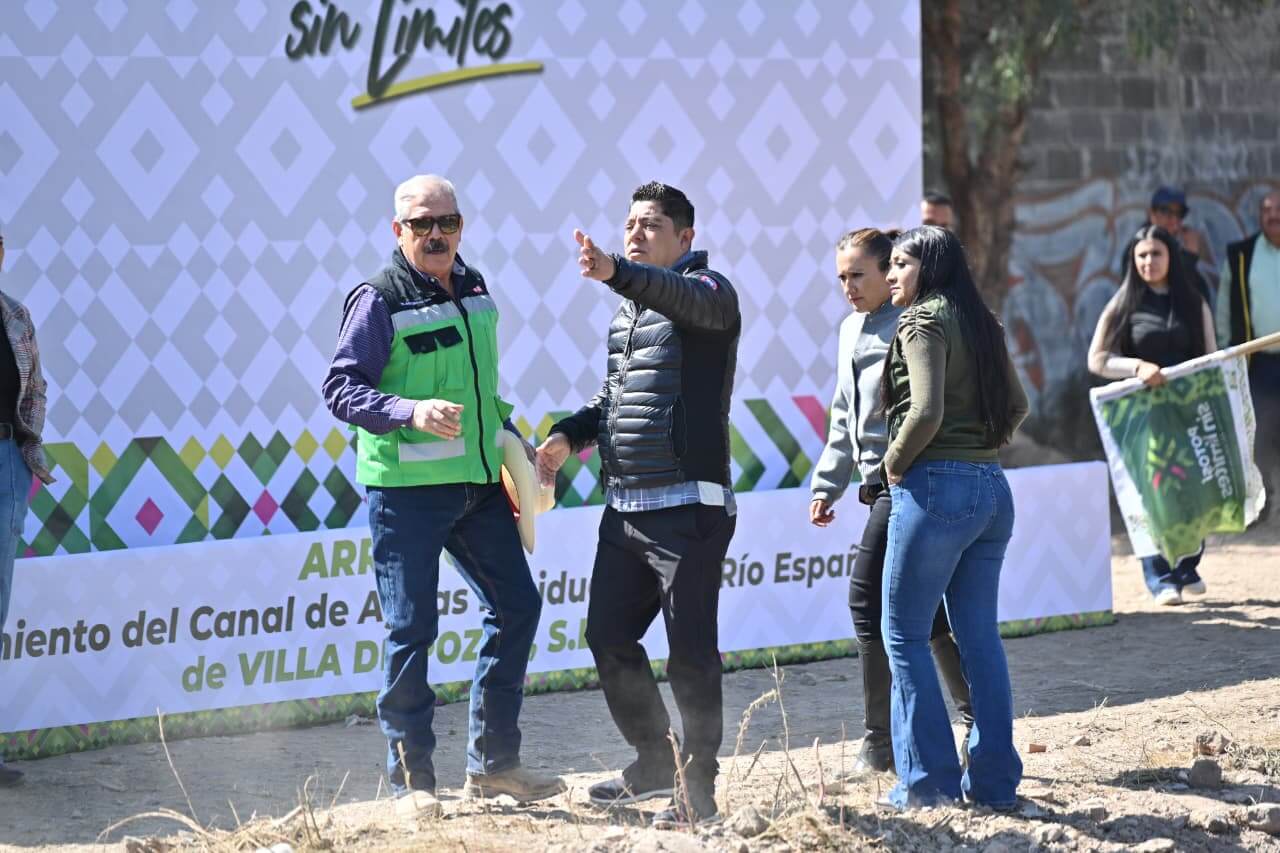 Ricardo Gallardo inicia y entrega infraestructura prioritaria en pozos