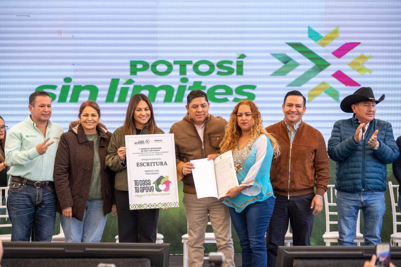 Ricardo Gallardo lleva mejoras urbanas y certidumbre patrimonial a Cedral