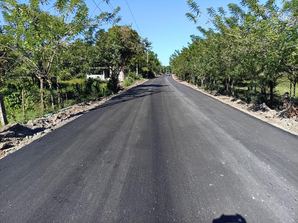 Avance del 90 por ciento en camino a San Pedro de las anonas