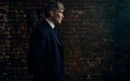 Cillian Murphy regresa como Tommy Shelby en la batalla final de Peaky Blinders