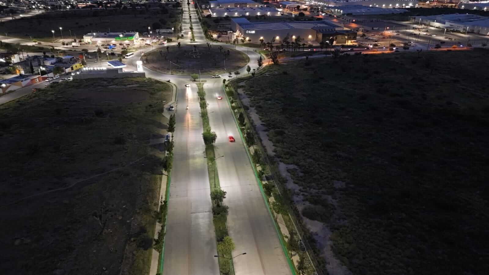 Gobierno del estado y Villa de Pozos modernizan alumbrado en Ciudad Satélite