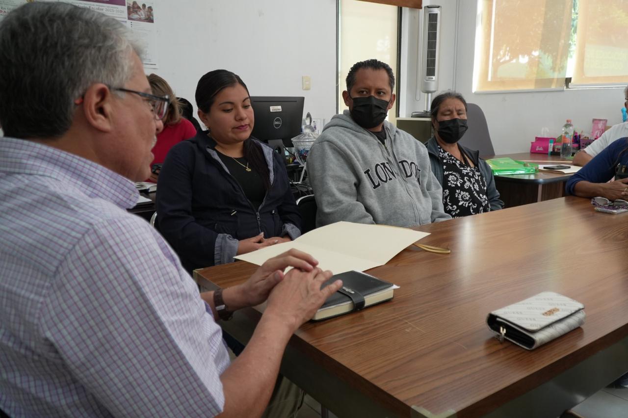 SEGE matiene diálogo con padres de familia de telesecundaria "Juan Sarabia