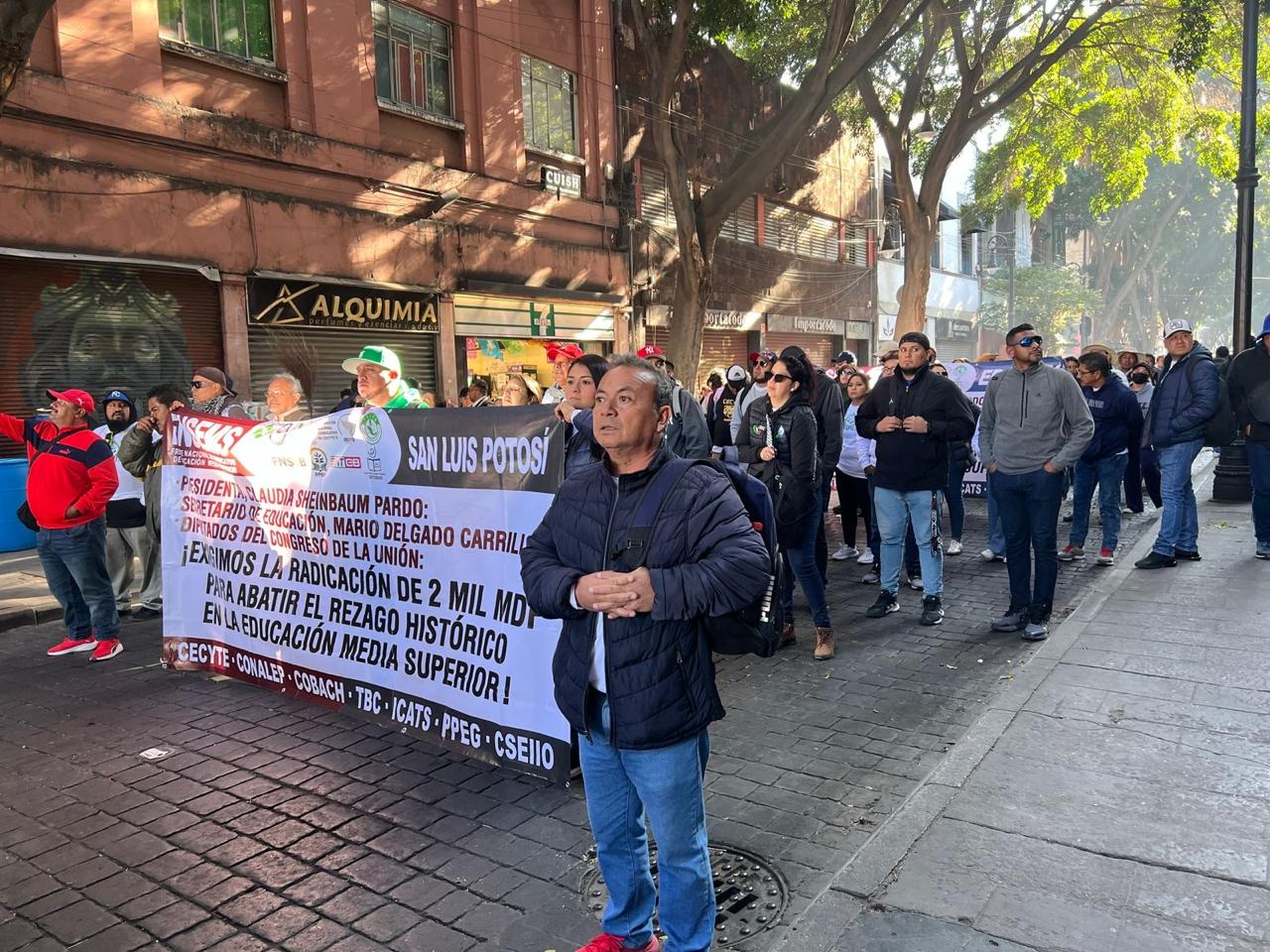 Más de 800 trabajadores de CECYTE siguen sin recibir pago de prestaciones por fin de año