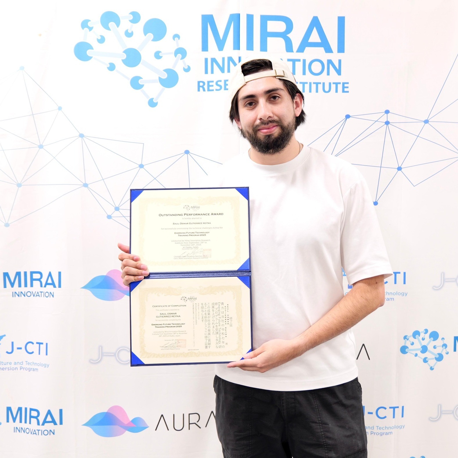 Estudiante de doctorado de la UASLP recibe reconocimiento internacional por proyecto innovador en impresión 3D