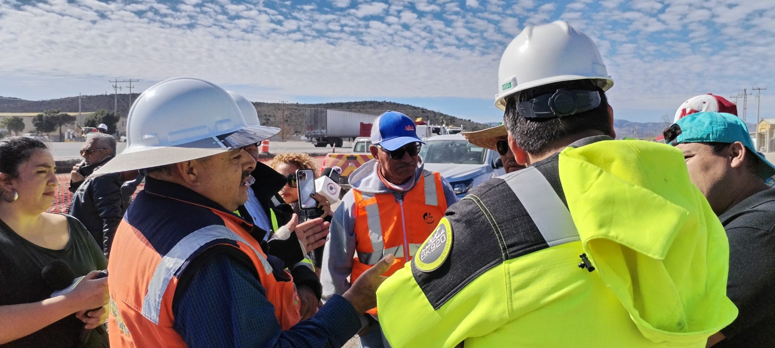 CATEM le para obra de libramiento en Villa de Arista a CROM