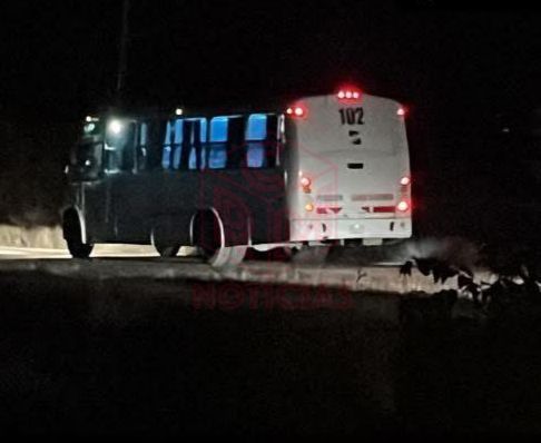 Fiscalía obtiene avances en investigación por autobús localizado en la carretera Ciudad Valles–Mante