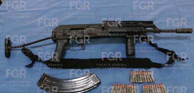 FGR obtiene sentencia de más de ocho años de prisión contra una persona por portación de arma y cartuchos