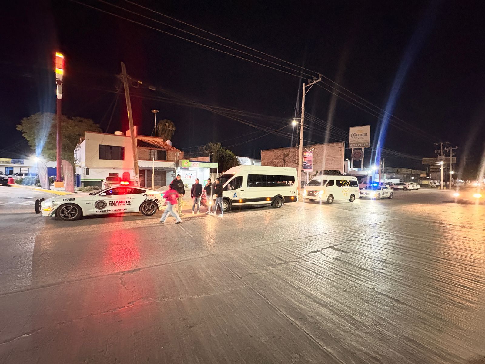 Gobierno estatal brinda acompañamiento a turistas para retornar seguros a San Luis