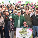 Ricardo Gallardo enchula la colonia Juan Sarabia