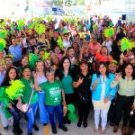 Paty Aradillas entrega rehabilitación de calles Celaya y León