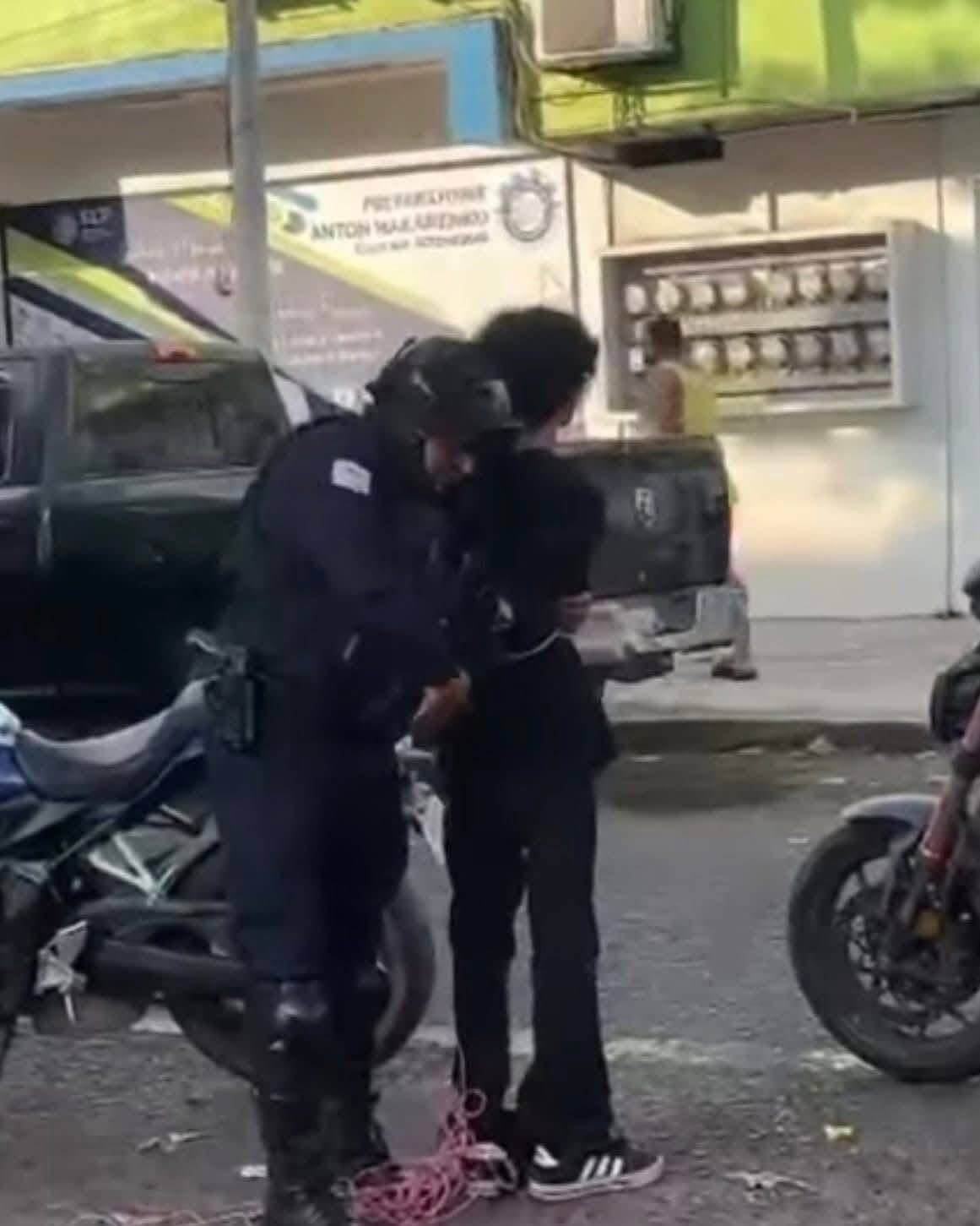 Tragedia en Michoacán: Estudiante de 15 años asesina a dos maestras en Lázaro Cárdenas