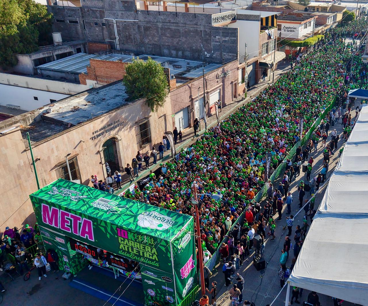 Soledad vive histórica edición de carrera atlética de la enchilada: Saúl Ortega y Risper Biyaki, los ganadores