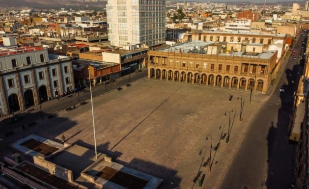 Galindo insiste en usar Fundadores para el Mundial y propone rehabilitar la plaza “para los próximos 30 años”