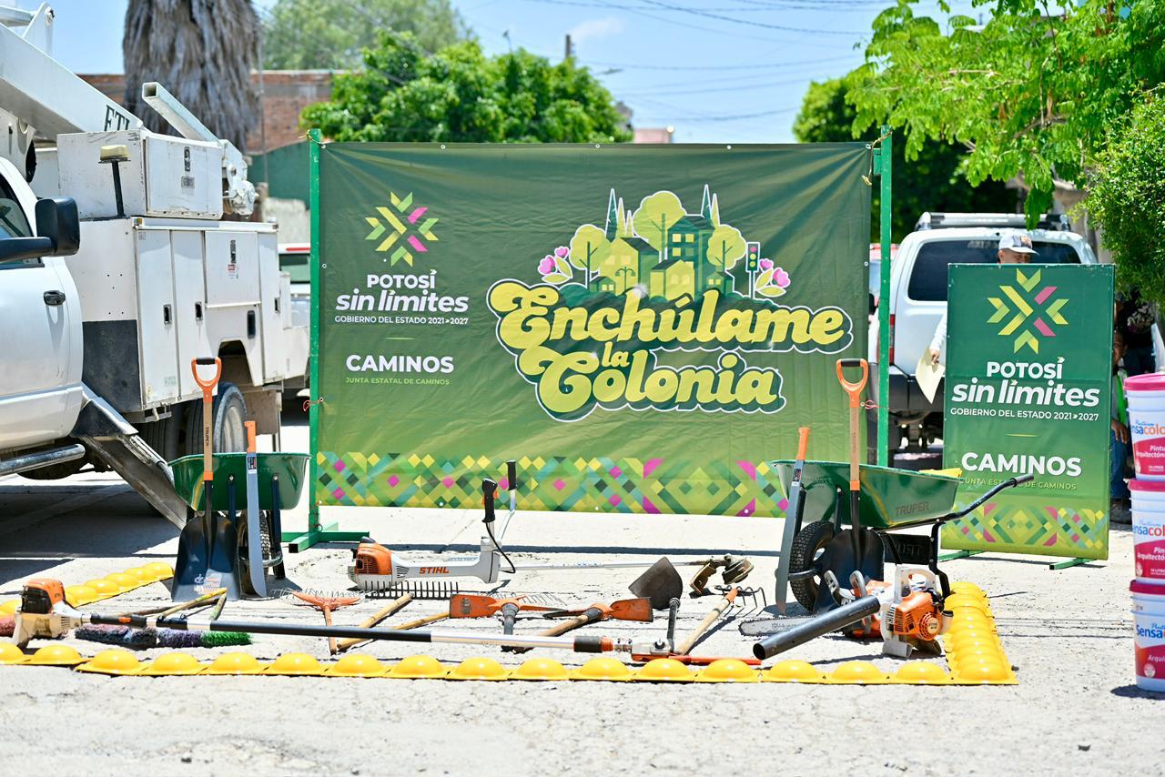 Ricardo Gallardo enchula colonia Satélite