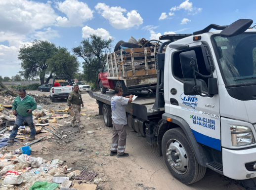 Villa de Pozos mantiene operativos contra tiraderos clandestinos