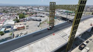 Gobierno Estatal en fase final del puente Calle de los Fantasmas