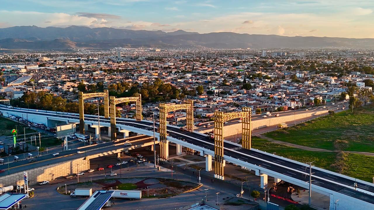 Ricardo Gallardo refuerza movilidad metropolitana con nuevo mega puente vehicular