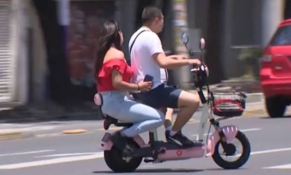 "Quieren prohibir en lugar de proteger": Pedaleando SLP revienta contra el Ayuntamiento por plan para restringir scooters y bicicletas eléctricas