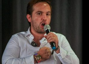 «Jamás me iría al PAN»: Zumaya niega pacto con Galindo y cierra la puerta a cualquier alianza con la oposición