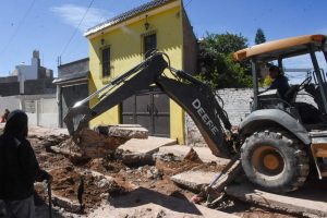 Soledad atiende reparación de drenaje colapsado en San Francisco ante inoperancia de Interapas