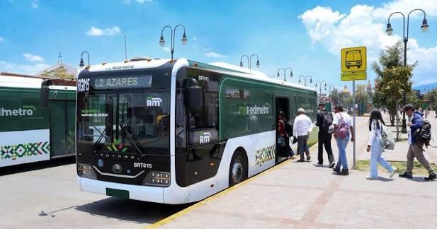 El Goberndor Ricardo Gallardo anuncia nuevas rutas de la redmetro para el altiplano potosino