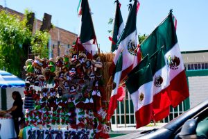Comerciantes de Villa de Pozos ya se prepara para las fiestas patrias