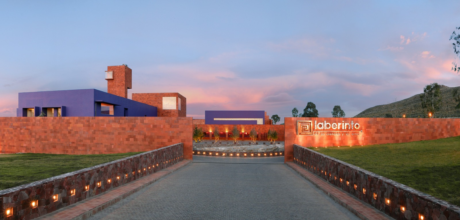 Museo Laberinto Celebrará Xantolo con música de Juan Gabriel, catrinas y observación de saturno